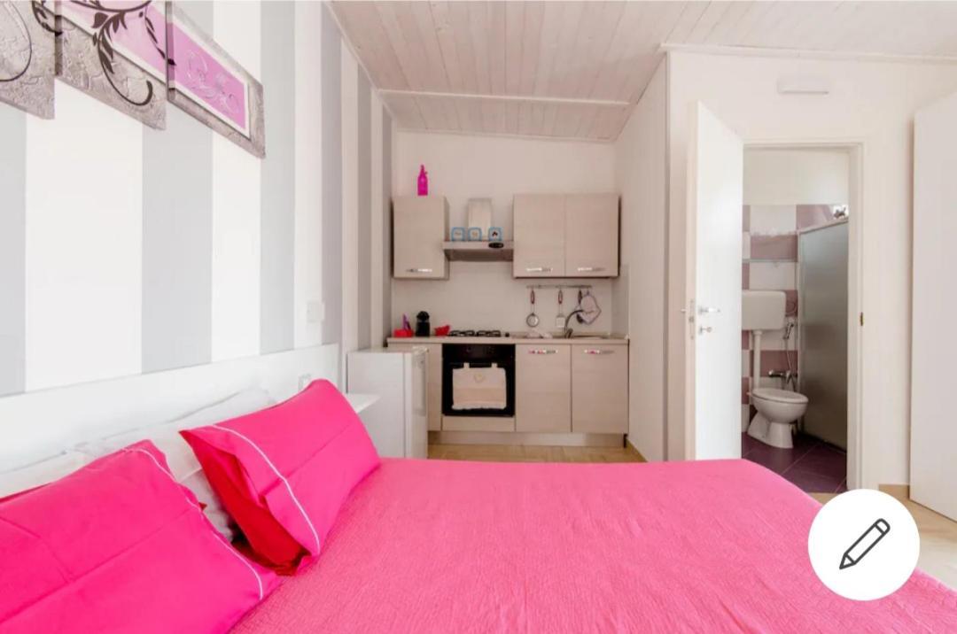 Briciola'S Rooms Porto Cesareo Kültér fotó